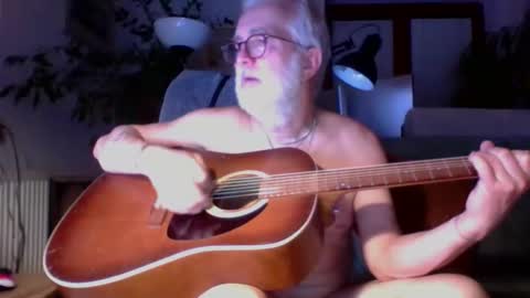 Amberr11 online show from October 5, 9:52 pm