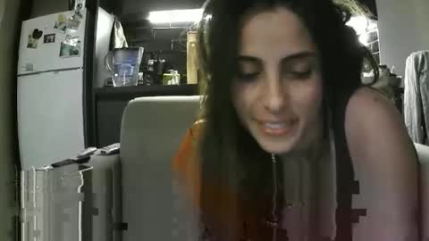 amram1985 online show from March 4, 8:27 pm