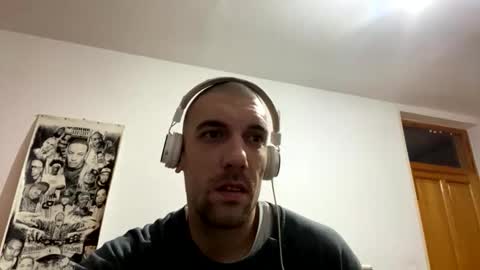 Snapshot of amyyrlikesdeep chatting on October 3, 1:21 am amyyrlikesdeep online show from October 3, 1:21 am