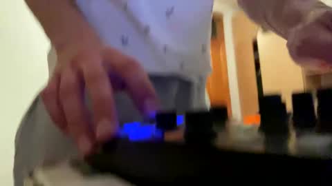 Snapshot of amyyrlikesdeep chatting on March 12, 8:41 pm amyyrlikesdeep online show from March 12, 8:41 pm