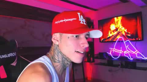 andrees_s online show from February 27, 12:28 pm