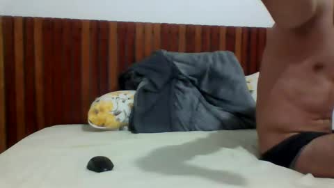 andreloko123 online show from December 5, 12:51 am