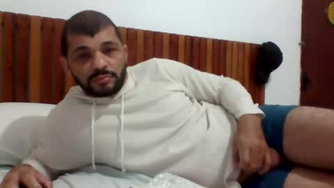 andreloko123 online show from October 8, 1:21 am