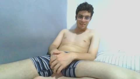 andres129494 online show from November 14, 3:20 am