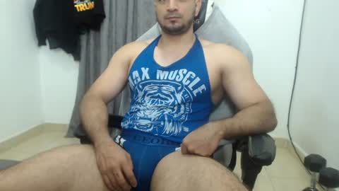 andres180950734 online show from July 3, 11:05 am