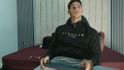 Snapshot of andres_stud chatting on September 29, 4:22 am andres_stud online show from September 29, 4:22 am