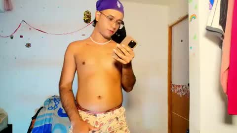 andreswhite_shotoflust online show from July 20, 8:54 pm