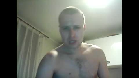 andrew3356577 online show from March 3, 3:17 am