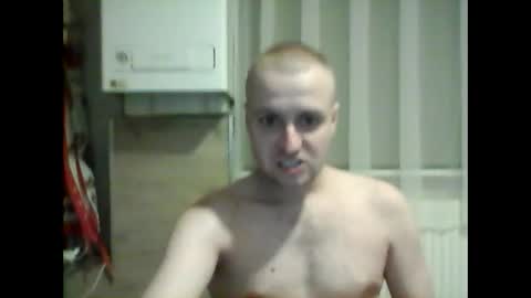 andrew3356577 online show from February 16, 3:47 am