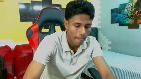 ANDREW online show from December 20, 7:43 pm