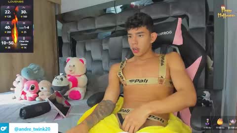 Andrew M. online show from October 9, 8:36 pm