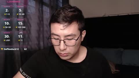 andrewmhilton_ online show from February 4, 10:38 pm