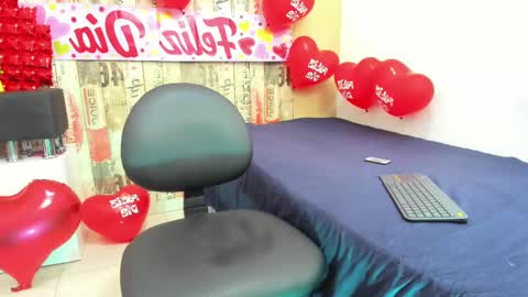 Snapshot of andrey_u92 chatting on February 14, 7:07 am online show from February 14, 7:07 am
