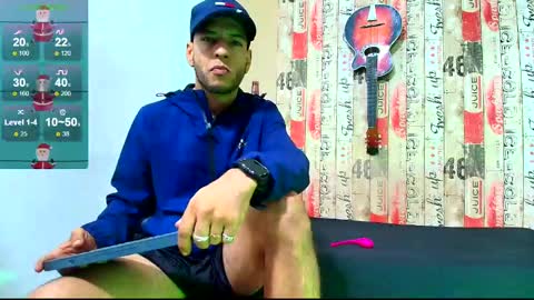 Snapshot of andrey_u92 chatting on December 26, 3:38 am online show from December 26, 3:38 am