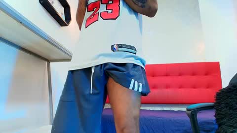 Snapshot of andrey_u92 chatting on September 16, 8:20 pm online show from September 16, 8:20 pm