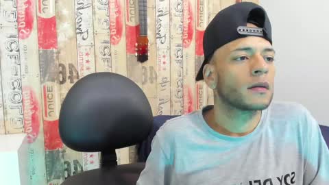Snapshot of andrey_u92 chatting on January 31, 4:36 am online show from January 31, 4:36 am