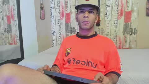 Snapshot of andrey_u92 chatting on January 12, 7:31 pm online show from January 12, 7:31 pm