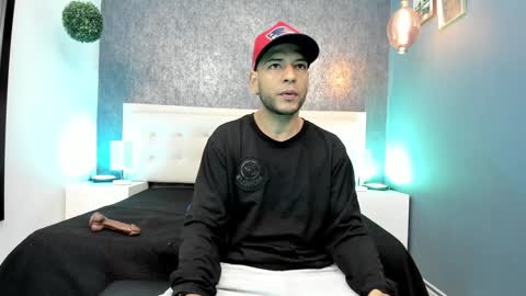 Snapshot of andrey_u92 chatting on January 22, 11:56 am online show from January 22, 11:56 am