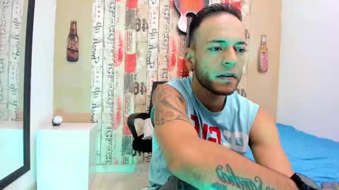 Snapshot of andrey_u92 chatting on February 23, 12:04 am online show from February 23, 12:04 am