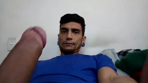 Snapshot of andsexbi69 chatting on October 16, 11:07 am andsexbi69 online show from October 16, 11:07 am