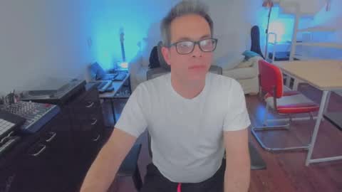 Andrew online show from September 9, 10:41 pm