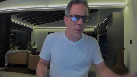 Andrew online show from February 18, 1:54 am