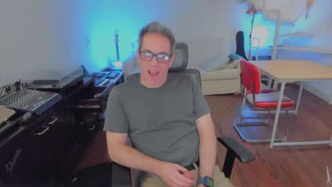 Andrew online show from September 8, 4:28 pm