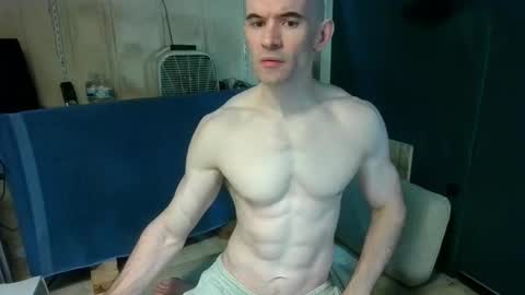 andy_552 online show from October 8, 7:18 pm