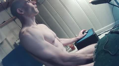 andy_552 online show from November 9, 2:26 am