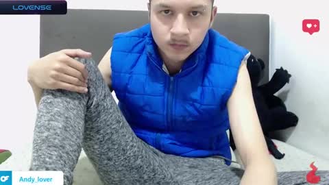 Snapshot of andy_bunny_lover chatting on January 19, 1:43 am ANDY online show from January 19, 1:43 am