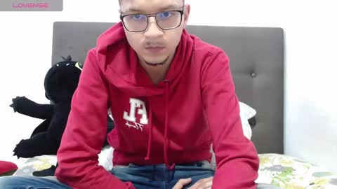 Snapshot of andy_bunny_lover chatting on December 31, 1:15 am ANDY online show from December 31, 1:15 am