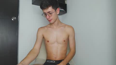 andy_collins__ online show from January 12, 3:21 am