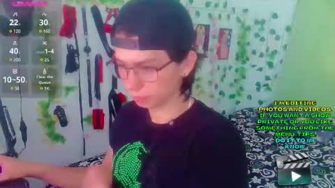 Snapshot of andy_gray01 chatting on March 3, 5:23 pm Andy Gray online show from March 3, 5:23 pm