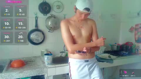 Snapshot of andy_gray01 chatting on December 12, 5:15 pm Andy Gray online show from December 12, 5:15 pm