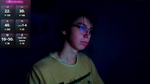 Snapshot of andy_gray01 chatting on December 5, 10:44 am Andy Gray online show from December 5, 10:44 am