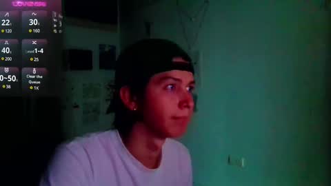 Snapshot of andy_gray01 chatting on March 8, 10:50 am Andy Gray online show from March 8, 10:50 am