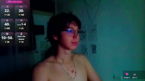 Snapshot of andy_gray01 chatting on December 11, 10:37 am Andy Gray online show from December 11, 10:37 am
