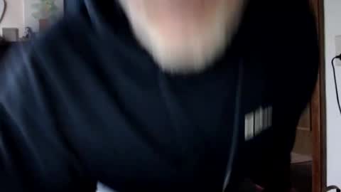 Snapshot of andyberg8 chatting on September 26, 6:33 am Andy online show from September 26, 6:33 am