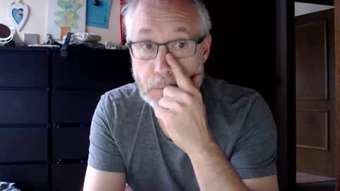 Snapshot of andyberg8 chatting on October 13, 6:30 am Andy online show from October 13, 6:30 am
