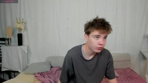 Mandy and Andy online show from November 14, 7:48 pm