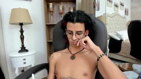 andyxibrat online show from February 11, 12:26 am