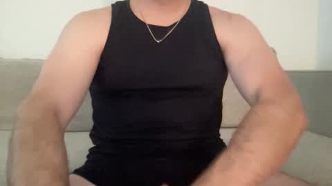 anewsummer online show from January 10, 5:17 pm