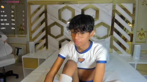   online show from January 29, 10:05 am