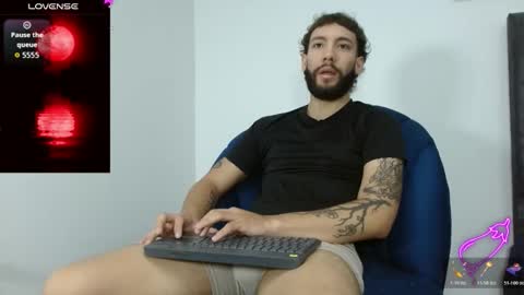 angel_kyrozz online show from November 23, 8:09 pm