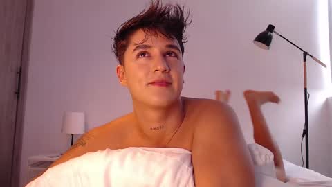 Snapshot of angelcossio chatting on September 18, 7:49 pm Angel online show from September 18, 7:49 pm