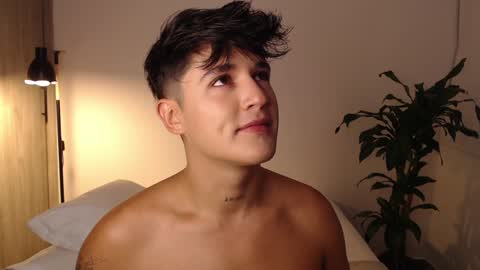 Snapshot of angelcossio chatting on January 19, 1:53 am Angel online show from January 19, 1:53 am