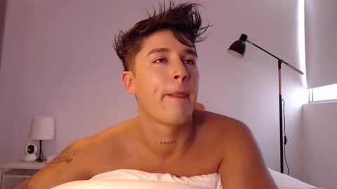 Snapshot of angelcossio chatting on October 7, 8:24 pm Angel online show from October 7, 8:24 pm