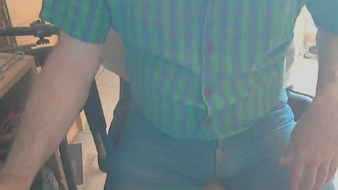 Snapshot of angelgarcia269 chatting on January 7, 11:33 am angelgarcia269 online show from January 7, 11:33 am