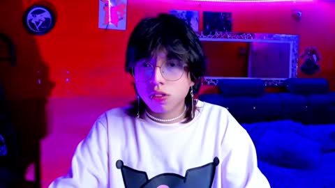 Snapshot of angellonfire chatting on January 29, 7:11 pm Angel  online show from January 29, 7:11 pm