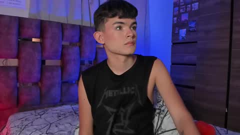 Snapshot of angelocute_ chatting on February 14, 6:23 am Angelo I work from home this is my room online show from February 14, 6:23 am